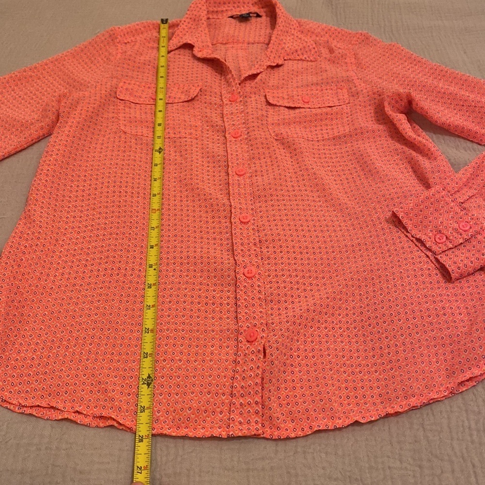American Eagle Printed Button Down Blouse . Size M - image 5